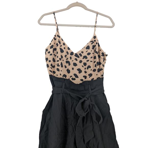 Socialite Cheetah Jumpsuit XS Beige Black Animal‎ Print VNeck Belted One Piece - Picture 2 of 12